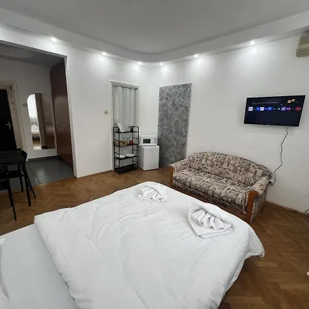 Heart Of Bucharest-prestigious Area-modern Бухарест