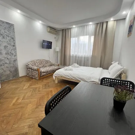 Heart Of Bucharest-prestigious Area-modern Апартаменти Бухарест