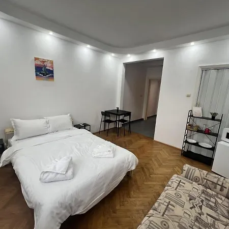 Heart Of Bucharest-prestigious Area-modern * Bucureşti